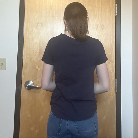 Old Navy Tee with a Bouquet of Flowers - Picture 8 of 8